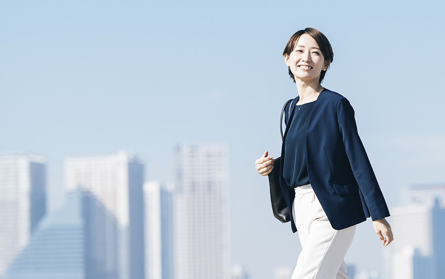 1日5千歩で1円分 1万歩達成で3円分 月20万歩で10円分の投資資金がたまる